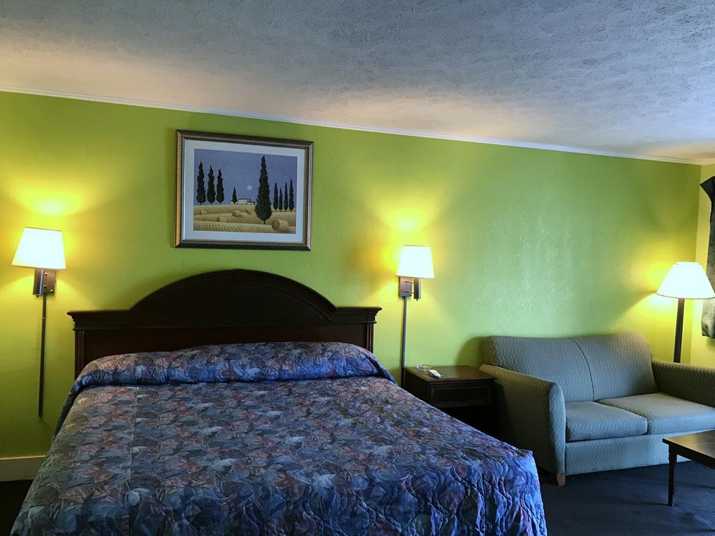 Economy Inn Danville Exteriör bild
