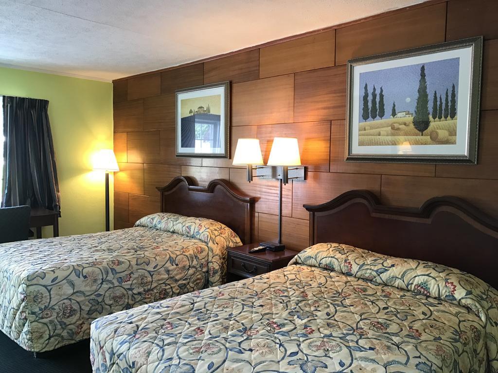 Economy Inn Danville Exteriör bild